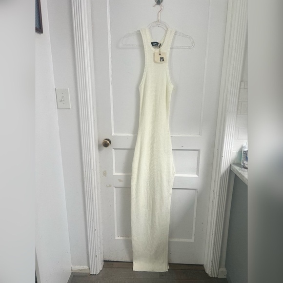 Ser.o.ya Ira Dress in White NEW w/TAG Sold out
$254 Size L - Picture 2 of 6